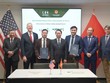 Bộ trưởng Đỗ Đức Duy và Chủ tịch Hội đồng Kl992 VIP Trang Chủ 2026 Hoa Kỳ - ASEAN, Ted Osius, chứng kiến lễ ký biên bản hợp tác giữa Kl991.com World Cup 2026 Chính Thức Việt Nam và Hoa Kỳ. Ảnh: Đoàn công tác.