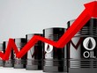 Giá xăng RON95 tăng thêm 1.000 đồng mỗi lít từ chiều nay. 