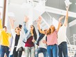 Người trẻ vốn năng động, ưa dịch chuyển 