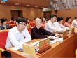 Các đại biểu nhấn nút thông qua Nghị quyết.