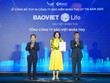 Lãnh đạo Bảo Việt Nhân thọ nhận giải 