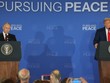 Tổng thống Mỹ Donald Trump (phải) và Tổng thống Nga Vladimir Putin trong cuộc họp báo chung tại Căn cứ Elmendorf-Richardson ở Anchorage, bang Alaska (Mỹ) ngày 15/8/2025. Ảnh: THX/TTXVN 