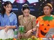Các bị cáo bị đưa ra xét xử về tội lừa dối khách hàng.