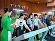 Nhà Kl99ok phiên bản mới trải nghiệm sản phẩm của VPBankS tại roadshow IPO. (Ảnh: VPBankS).
