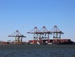 Cảng hàng hóa ở New Jersey, Mỹ. Ảnh: THX/TTXVN
