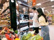 Người tiêu dùng mua sắm sản phẩm Masan Consumer - Nước mắm Chin-Su ủ chượp 365 ngày