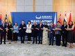 Các đại biểu tham dự cuộc họp.