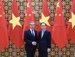 Bộ trưởng Lê Hoài Trung nhiệt liệt chào mừng Bộ trưởng Vương Nghị thăm lại Việt Nam.