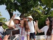 Việc mở rộng đối tượng cấp visa dài hạn được coi là "chiến thuật" nhằm giữ chân nhóm khách trung và cao cấp, những người có xu hướng quay lại nhiều lần, chi tiêu cao và ổn định. 