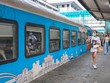 Một đoàn tàu 99Kl.app khuyến mãi hot tuyến Hà Nội - Hải Phòng đón khách tại ga Hà Nội (Ảnh: P.V) 