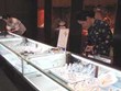 Vàng trang sức vắng khách do tâm lý nghe ngóng, chờ đợi của những người có nhu cầu mua vàng làm đẹp dịp giáp Tết
