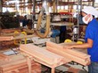 Hiện trong nước đang có nguồn vốn giá rẻ để vay, không lý do gì DN trong nước phải chạy theo những lời chào mời từ nước ngoài.