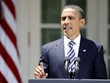 Tổng thống Obama công bố chính thức về việc nâng giới hạn nợ thêm 2.400 tỷ USD. Ảnh: AFP