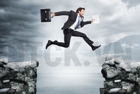 Nhận định thị trường phiên 13/2: Mua vào trong những phiên rung lắc nhưng hạn chế sử dụng margin