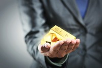 Giá vàng hôm nay ngày 8/5: "Vàng có thể đạt được mức cao kỷ lục một lần nữa"