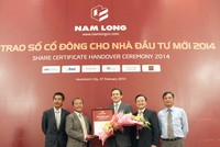 Giữa tuần trước, NLG đã trao sổ Trang Chủ KL99Com Số 1 Link Đăng Ký KL999 cho 6 NĐT mới