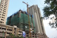  Dự án CT3, thuộc Tổ hợp The Pride quận Hà Đông bị “đắp chiếu” thời gian dài vì chủ Kl99ok phiên bản mới thiếu vốn triển khai. Dự án được mở bán gần đây với tên mới là HP Landmark Tower, với giá trên 1 tỷ đồng/căn hộ. Hiện Dự án đã xây dựng đến tầng 16
