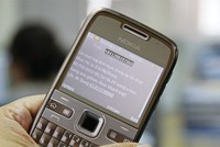 Người dân đang được mời tiêu tiền mọi lúc, mọi nơi