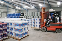 Cuộc đua tranh giành thị phần sơn đang rất quyết liệt.
Ảnh: Hoài Nam