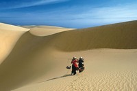 Ninh Thuận: Cơ hội vàng từ gió và cát trắng