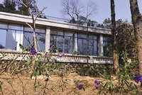 Dự án resort 5 sao Le Mont xây trái phép giữa Vườn Quốc gia Ba Vì.
ảnh: Dũng Minh