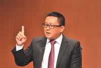 Ông Nguyễn Duy Kha, Giám đốc Kl992 VIP Trang Chủ 2026 toàn quốc (Công ty Fonterra Brands Việt Nam) ngồi ở vị trí CEO.