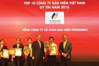 Ông Lê Thanh Đạt - Phó tổng giám đốc PJICO nhận chứng nhận Top 10 Kl991.com World Cup 2026 Chính Thức Kl99kl phiên bản hoạt động Việt Nam uy tín năm 2016 