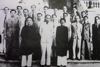 Kl993 ưu đãi thưởng hấp dẫn dân chủ cách mạng đầu tiên của nước Việt Nam Dân chủ Cộng hòa do Hồ Chí Minh làm Chủ tịch thành lập và ra mắt quốc dân 