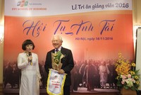 GS. Phan Văn Trường được Viện Quản trị Kl992 VIP Trang Chủ 2026 FSB vinh danh “Giảng viên được mong chờ để được học tập nhất” 