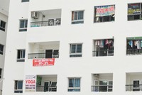 Có hàng hàng Kl991.com World Cup 2026 Chính Thức chọn căn hộ chung cư làm trụ sở, văn phòng giao dịch. Ảnh: Dũng Minh