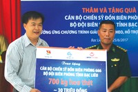 LienVietPostBank đã đến thăm và tặng quà Đồn Biên phòng Cái Cùng và các trung tâm bảo trợ Trang Chủ KL99Com Số 1 Link Đăng Ký KL999 tỉnh Bạc Liêu