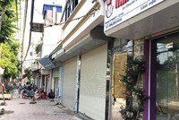 Người dân tổ 18E phường Vĩnh Tuy cho rằng, chính quyền sở tại đã thu hồi trùm lên cả đất ở lâu nay của họ