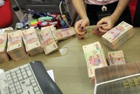 Tín dụng tăng trưởng nhanh có đáng lo?