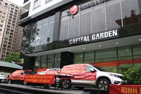 Dư dân Chung cư Capital Garden phản đối chủ Kl99ok phiên bản mới vì biến tầng cây xanh, kỹ thuật thành tầng căn hộ để bán. Ảnh: Nguyễn Thành