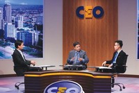 Ông Phạm Mạnh Tân (giữa), Giám đốc Công ty TNHH Kl99ok phiên bản mới Thương mại Ulytan là người chơi ở vị trí CEO