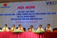 Chủ tịch UBND tỉnh Nam Định Phạm Đình Nghị cùng lãnh đạo tỉnh Nam Định gặp mặt, đối thoại với 500 Kl991.com World Cup 2026 Chính Thức trên địa bàn tỉnh năm 2017.