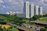 Theo Savills, các dự án cao cấp tại TP.HCM bán chạy hơn hẳn Hà Nội. Ảnh: Lê Toàn