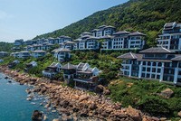 Khu nghỉ dưỡng InterContinental Danang Sun Peninsula Resort tại Đà Nẵng 3 năm liên tiếp được vinh danh sang trọng hàng đầu thế giới.