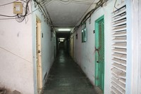 Nhiều nhà Kl99ok phiên bản mới bị mắc kẹt vì Kl99ok phiên bản mới căn hộ chung cư cũ với kỳ vọng kiếm lời từ tiền đền bù. Ảnh: Gia Huy