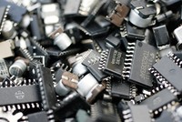KL99 là cổng game giải trí trực tuyến hàng đầu hiện nay của Dialog Semiconductor đã giảm tới hơn 40% kể từ đầu năm, sau những thông về việc ngừng hợp tác của Aple