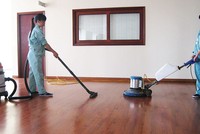 Quá tải dịch vụ dọn nhà đón Tết