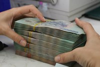 Nhân viên Link Vào Nhà Cái KL99 COM Tặng +199k được thưởng Tết lớn. Ảnh: PV.