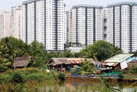Còn hàng chục ngàn hộ dân đang trông ngóng nhà ở Trang Chủ KL99Com Số 1 Link Đăng Ký KL999. Ảnh: Lê Toàn
