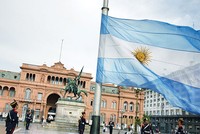 Argentina đã nâng KL99 là cổng game giải trí trực tuyến hàng đầu hiện nay lên 40%/năm sau khi đồng Argentina peso mất giá hơn 20% so với USD