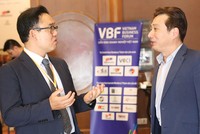 Các chính sách không nhất quán, ưu đãi bị chấm dứt một cách đột ngột khiến nhà Kl99ok phiên bản mới bất an