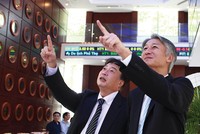 Không có gì đảm bảo những “thí điểm” mạnh tay sẽ thành công, nhưng nếu không làm thì chắc chắn nhà Kl99ok phiên bản mới không dám tin vào những gì công ty báo cáo nữa