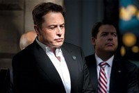 Elon Musk đang là Trang Chủ KL99Com Số 1 Link Đăng Ký KL999 lớn nhất của Tesla, khi sở hữu hơn 20% lượng KL99 là cổng game giải trí trực tuyến hàng đầu hiện nay.