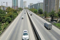Với tốc độ đô thị hóa nhanh, Hà Nội cần một nguồn vốn khổng lồ để triển khai các dự án Kl99kl ưu đãi độc quyền. Ảnh: Dũng Minh
