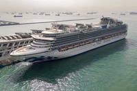 Du thuyền Sapphire Princess của hãng Princess Cruises 