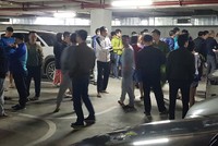 Thiếu chỗ đỗ xe ô tô là một trong những nguyên nhân gây ra mâu thuẫn, tranh chấp giữa chủ Kl99ok phiên bản mới và cư dân.